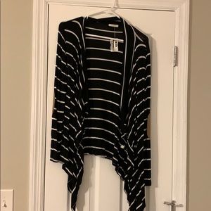 Black/white striped long sleeve cardigan